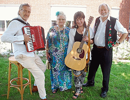 CorNellekeAnneliekeHenk2